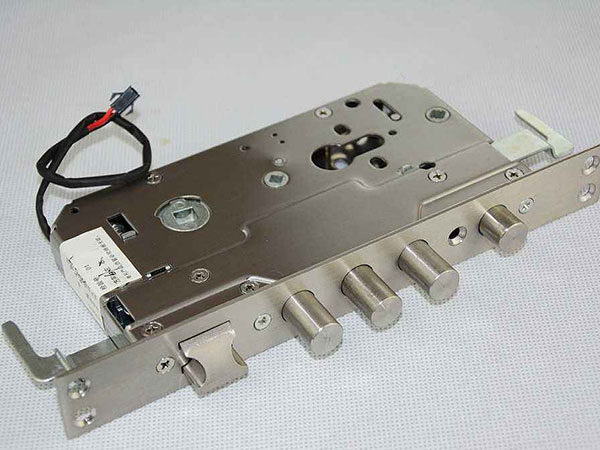 洪湖24小时上门开锁公司